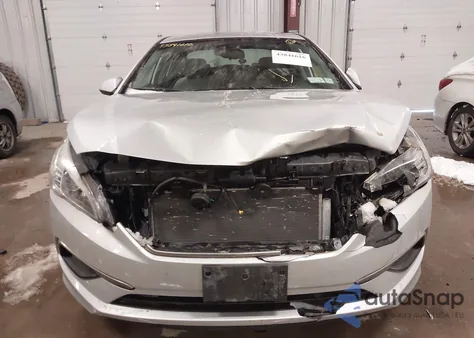 2016 Hyundai Sonata Se z USA, uszkodzony, nr VIN 5NPE24AF4GH296275